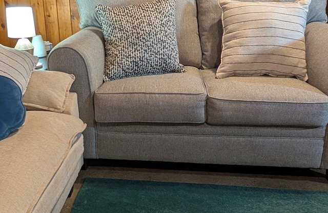 Lovely 2-bedroom apartment with AC in charming Topsham