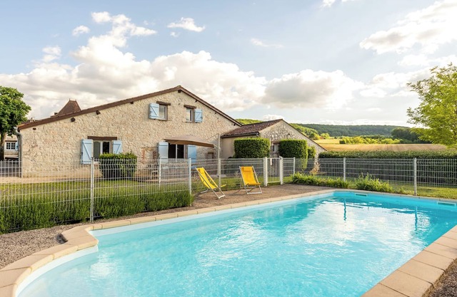 DOMAINE LA GRANJA - Establou