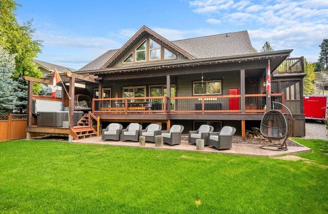 The Reef | Hot Tub | Movie Theatre | Beach Access