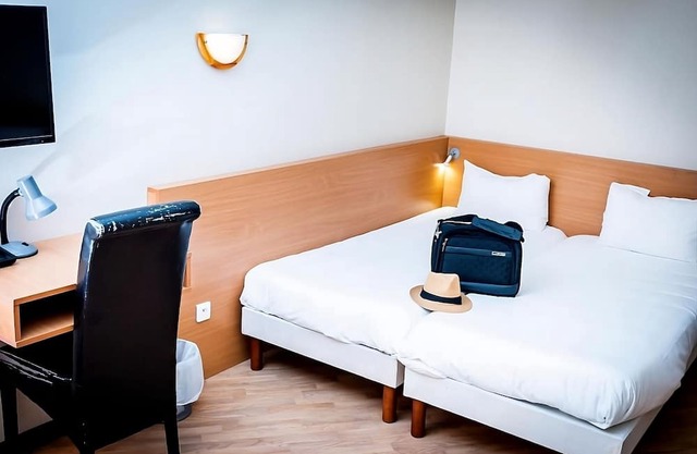 Go Fishing at La Chevrerie de Ceuze! Comfortable Accommodation with Parking!
