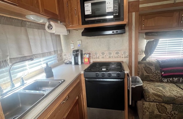 Nice campground with AC in charming Cameron next to beach and LNG plant.