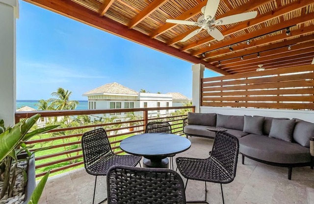 Deluxe Double Room at Las Verandas (1)