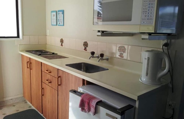 Napier Nest Motel: Family Suite with Parking