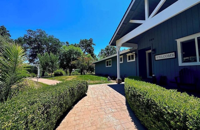 Peaceful Country Getaway Near Casino & Shopping