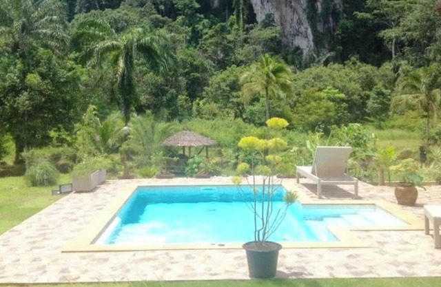 Blue River 2 bedrooms Pool villa
