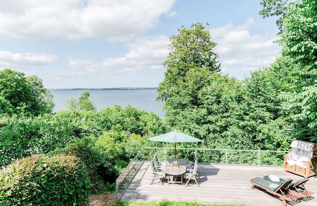 Holiday Home 'Seeblick' with Sea View, Private Terrace and Wi-Fi