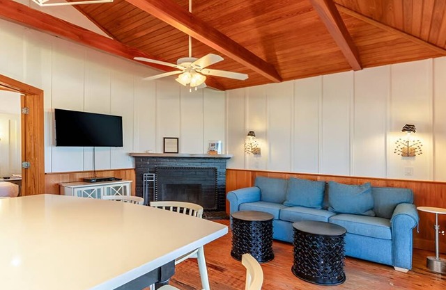 Relaxing Stay! Beach View Cottage w/Porch | Onsite Outdoor Pools | Free Parking