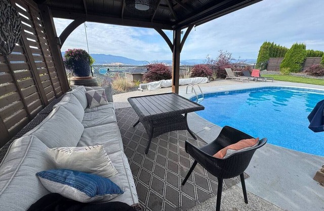 Lakeview Getaway with Hot Tub + Pool near Silver Star