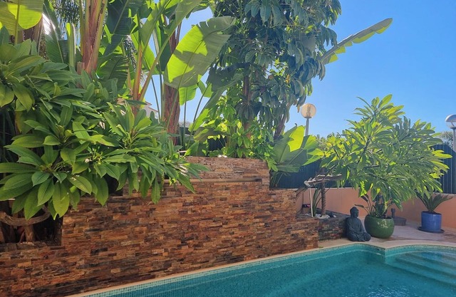 Luxury Villa with Pool and Balinese Garden – Algarve Holiday Home