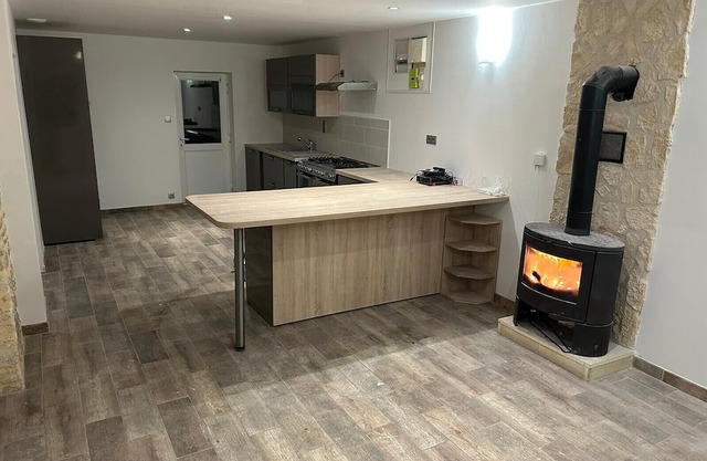 Holiday Home 'Gite Les Garnes 4 Personnes' with Private Terrace, Private Garden and Wi-Fi