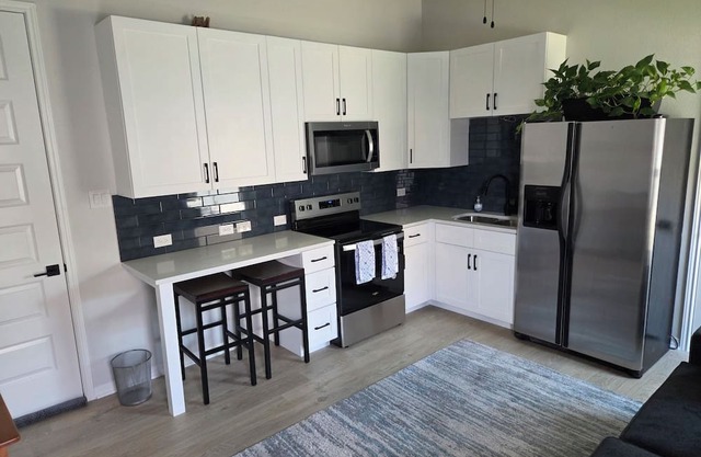 Charming NEW studio in an upscale neighborhood.