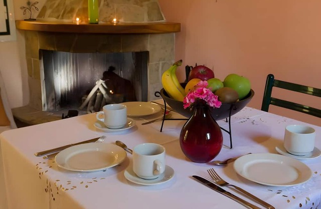 Apartment 'Maisonette with Private Patio 4' with Mountain View, Wi-Fi and Air Conditioning