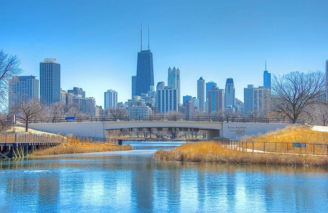 4 Modern Units Walk to Washington Square Park and Lincoln Park Zoo!