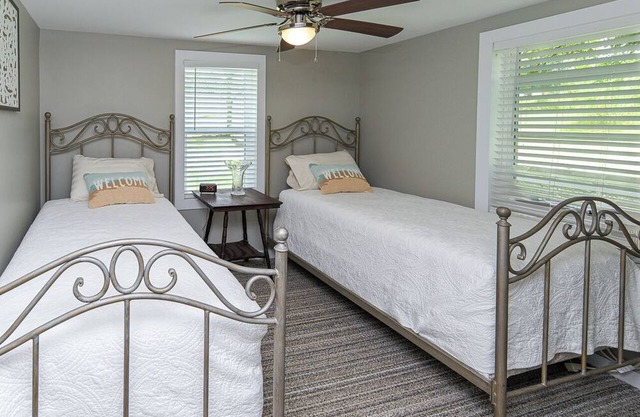 Comfort Time after time in Fayetteville Tennessee. 3-bedroom pet friendly apt.