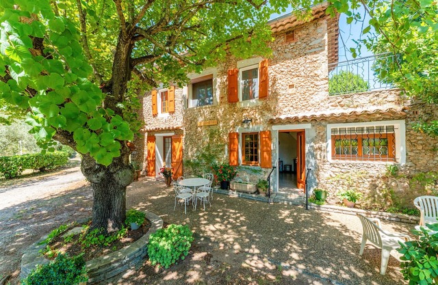 'Chez Martha' with Mountain View, Private Terrace and Garden
