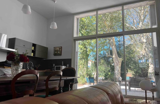 Spacious Artist's Studio Duplex