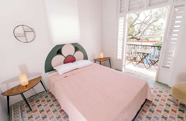 Casa Colonial/1 min. Walk to Beach/Sleeps 6