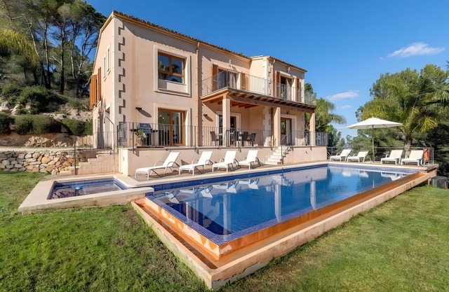 Villa 'Foners' with Sea View, Wi-Fi and Air Conditioning