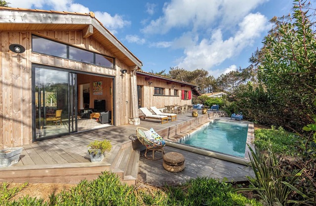 Charming villa with pool