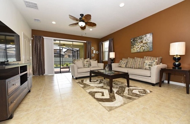 Windsor at Westside 7Bd Hm Pool-2112MW