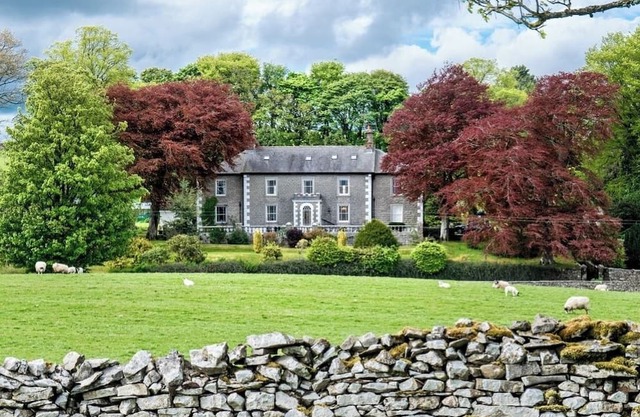 Brownber Hall - country house with sweeping views of the Howgill Fells