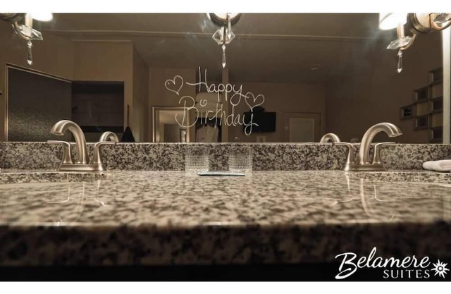 Belamere Suites - The Grand Royal Swimming Pool Suite In Georgia