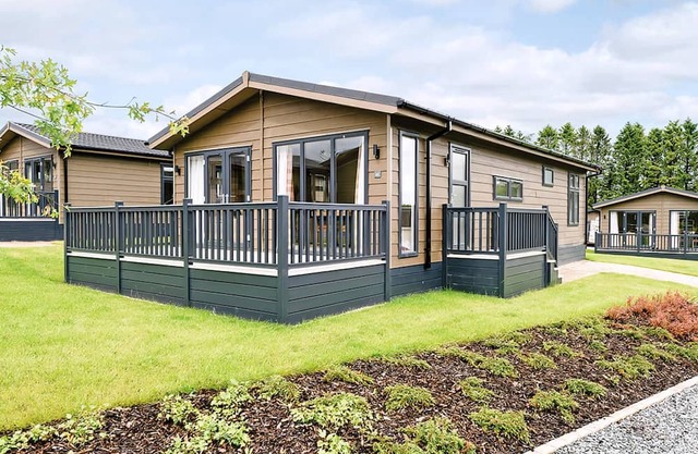 This luxurious lodge is ideal for family or friends to enjoy exploring the beautiful countryside.