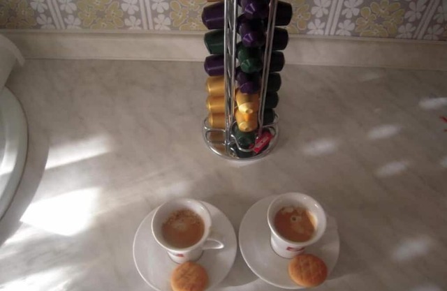 Lile Pestani Double Room with Balcony