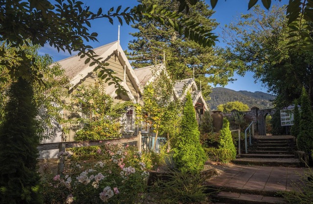 WINTER SPECIAL @ Luxury accommodation stay. Tranquil retreat in Tilba Tilba