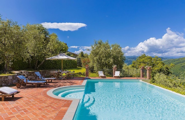 Villa en Monsummano Terme con 7 habitaciones, capacidad 19