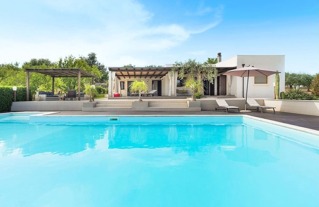 Villa en Noto con 2 habitaciones, capacidad 4