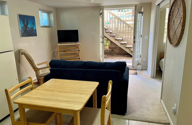 Fabulous locale for light-filled mountainside apartment in charming Boulder.