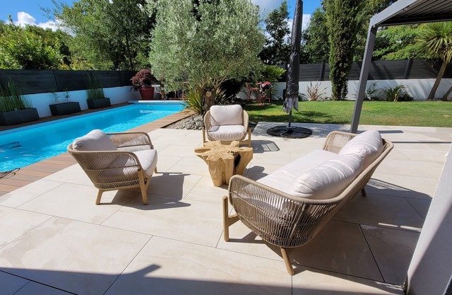 Villa near Nantes and the Atlantic coast