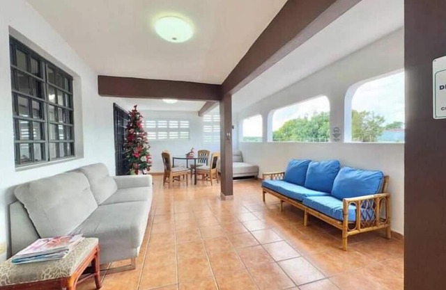 Ceiba Vacation Rental 3/2, 5 beds free parking