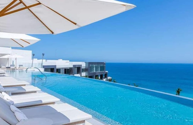 Garza Blanca Los Cabos: 5-Diamond 3 Bedroom Ocean Penthouse
