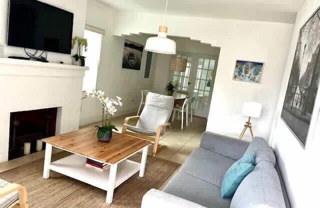 Cozy and super location 2 BR -1