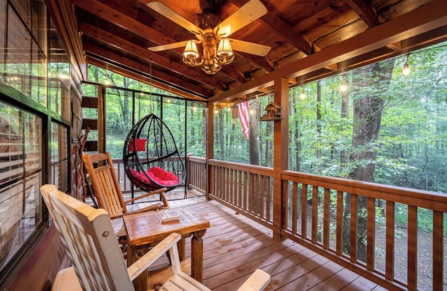 Super Cute Cabin with easy drive