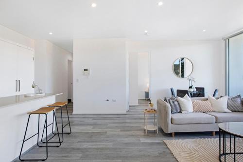 Warm and cozy 2BR home in Strathfield with parking