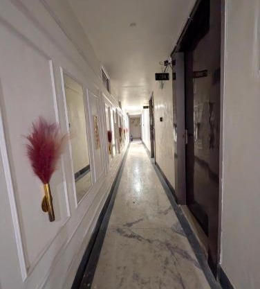 Hotel Indra Palace
