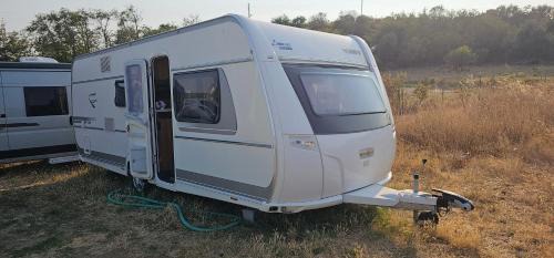 Peter's Wohnwagen mit festen Standort