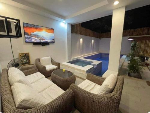 Guadas Zambales 4 BR beach home with pool