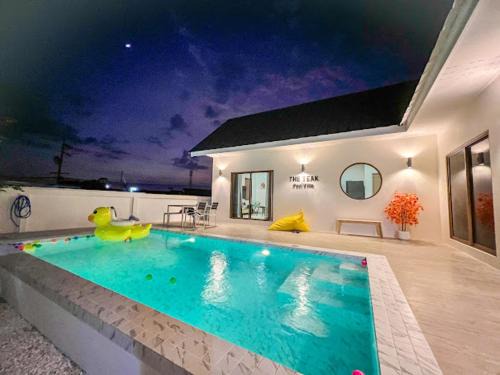 The Teak Poolvilla