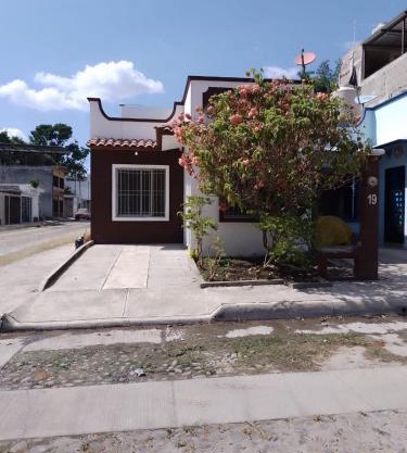 Hermosa y Acogedora Casa Familiar