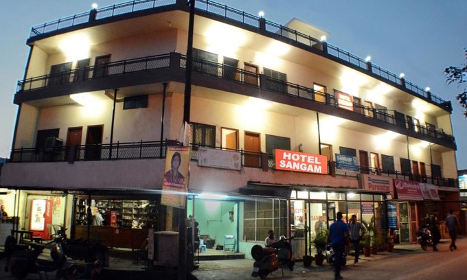 Dehradun Hotel | Hotel Sangam