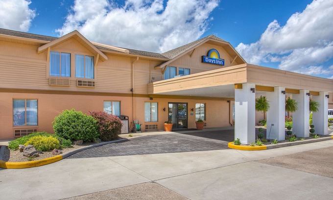 Jasper Hotel | Days Inn by Wyndham Jasper