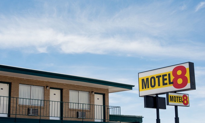 Rock Springs Hotel | Motel 8 Rock Springs
