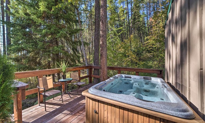 Whitefish Casa | Five star luxurious cabin with top of the line amenities.