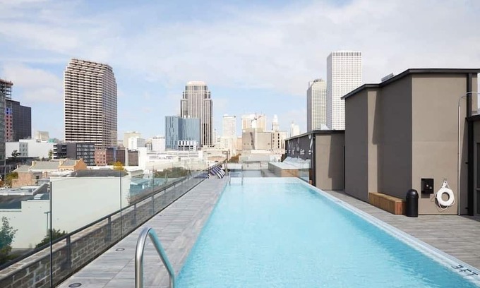 Central Business District Casa | Roami at The Brandywine | Pool | 3 Bed Penthouse