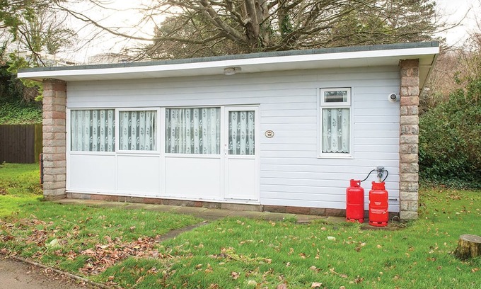 Combe Martin Chalet De Esquí | 2 bedroom accommodation in Combe Martin