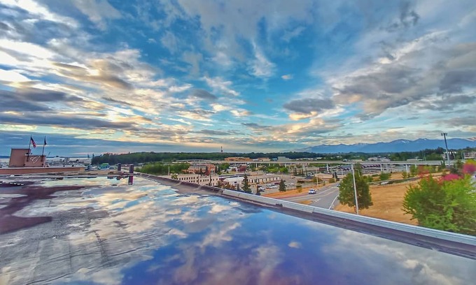 Downtown Anchorage Casa | Skyline 104: Modern 1-Bedroom Suite